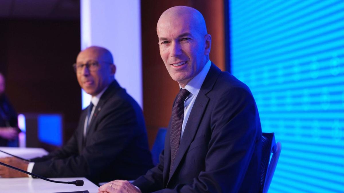Zinédine Zidane devient-il le chauve le plus célèbre de France ?
