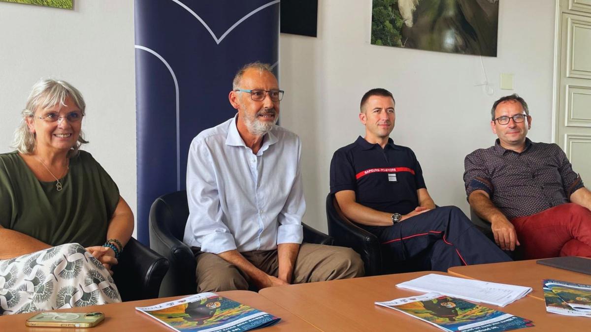 La Nièvre offre des vacances aux pompiers mobilisés contre les mégafeux