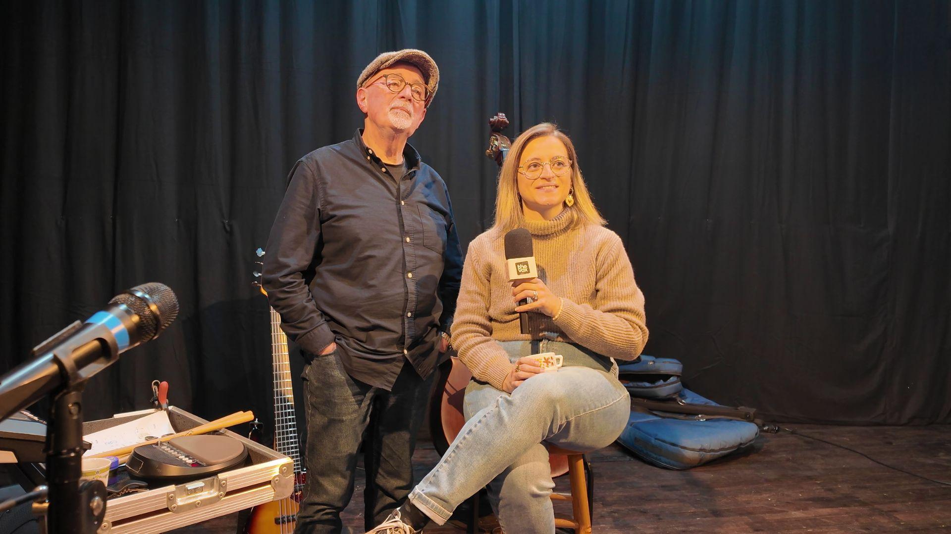 De l'autre côté du miroir : un duo père-fille qui réinvente l’art de la reprise