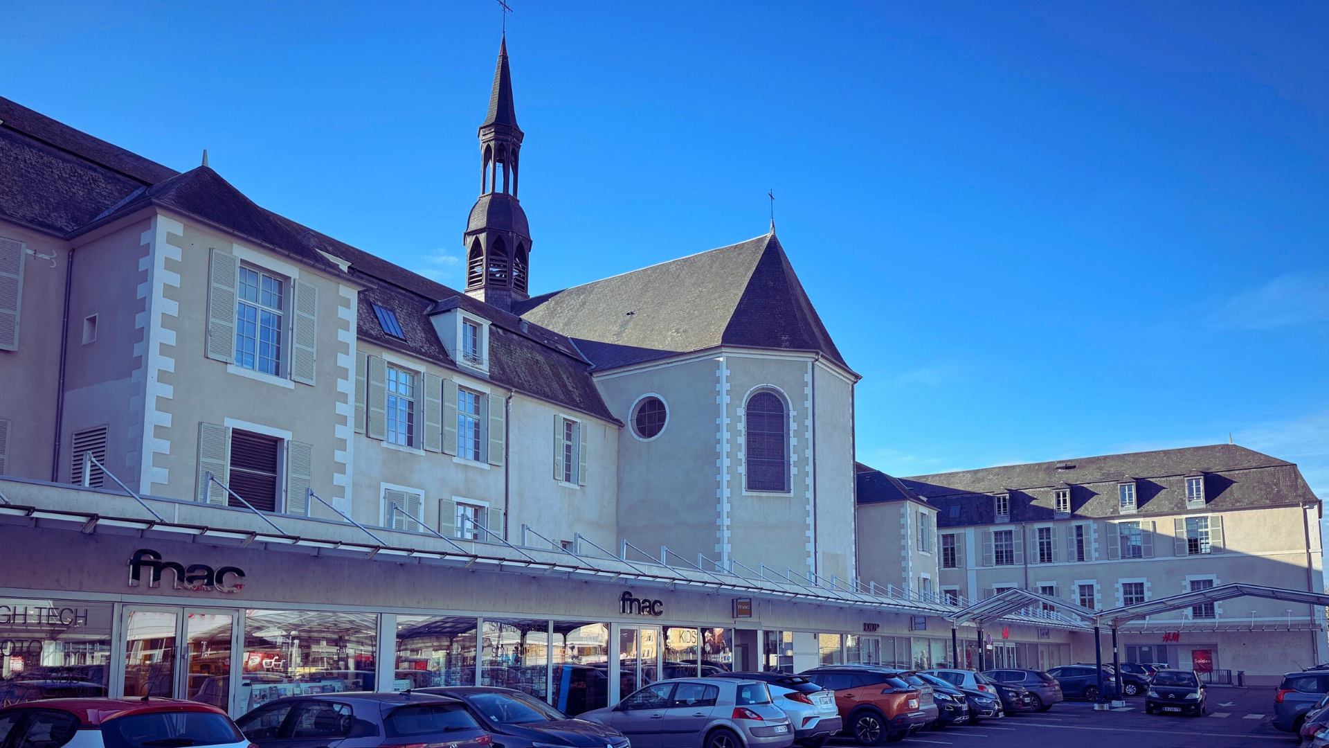 Le Carré Colbert devient un lieu de vie entre commerces et culture locale