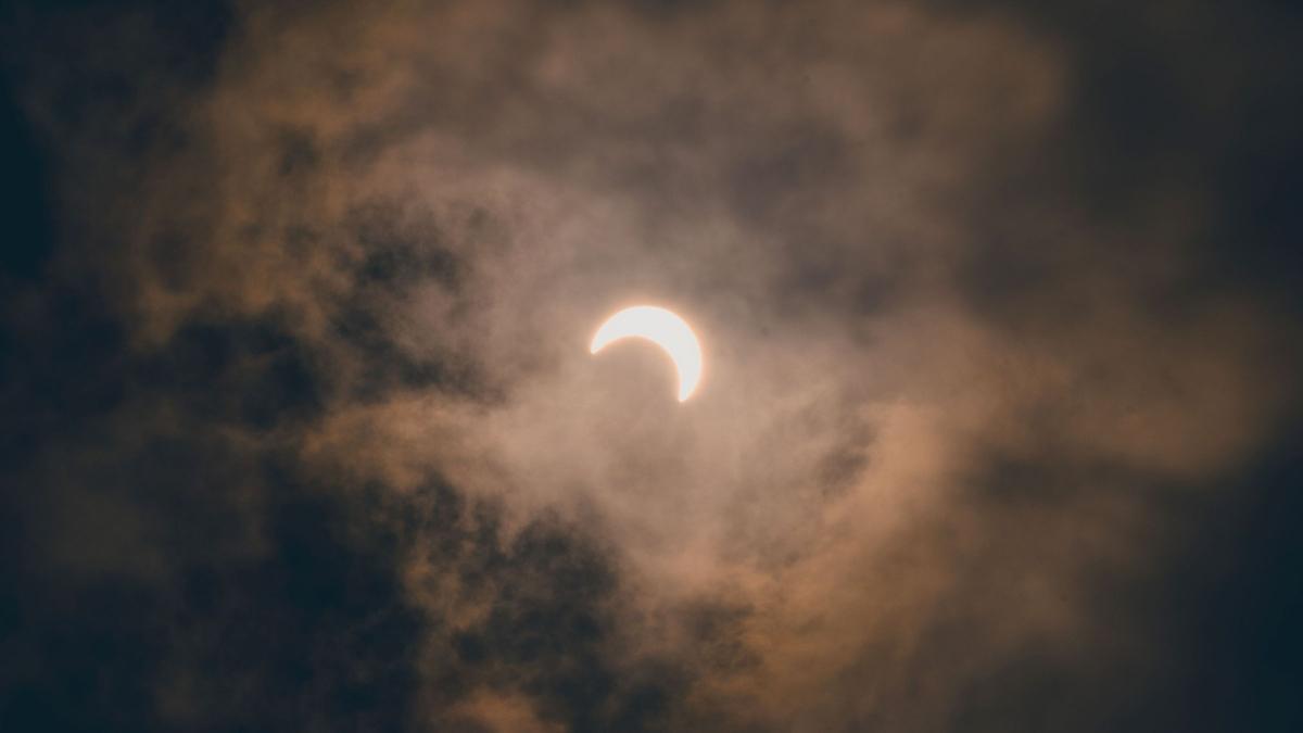 Ça va faire tout noir : on vous dit tout sur l'éclipse de ce soir
