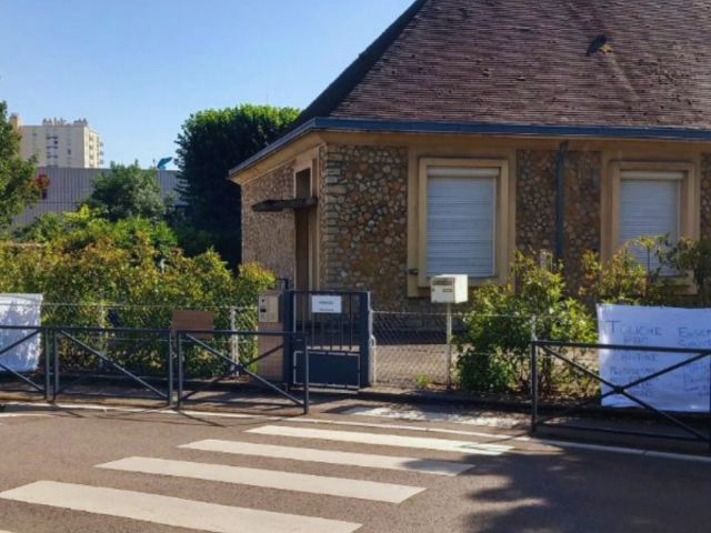 La cantine de l'école maternelle du Mouesse menacée de fermeture : les parents montent au créneau