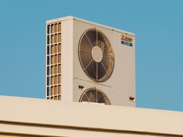 Canicule : la clim c'est de droite ou de gauche ?