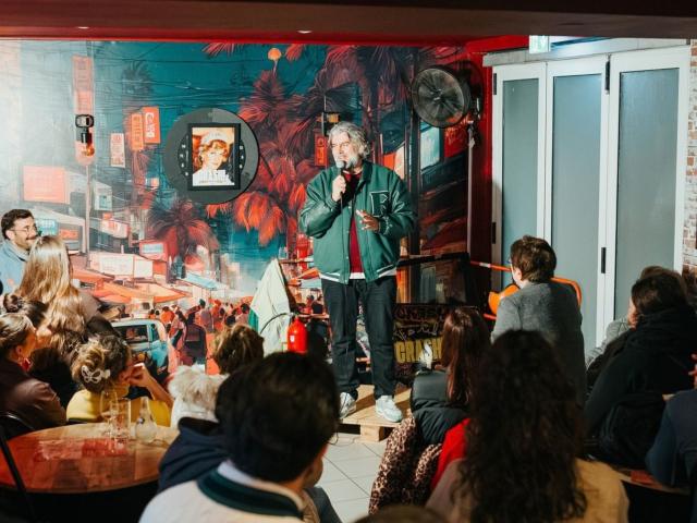 Le Crash Comedy Club arrive à La Charité-sur-Loire avec un plateau sans concession