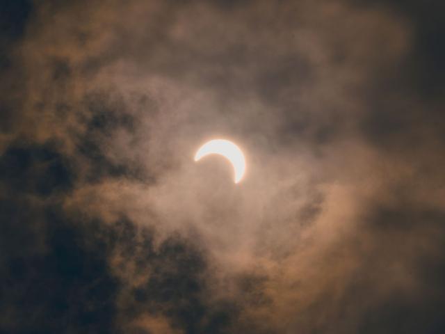 Ça va faire tout noir : on vous dit tout sur l'éclipse de ce soir